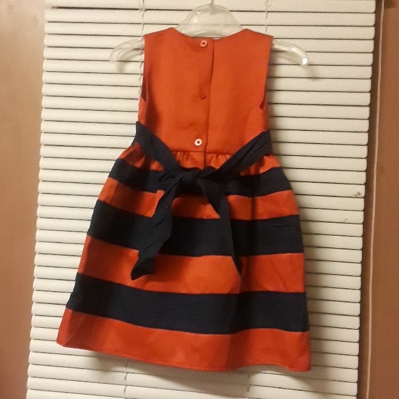 Talla - Picture 2 of 2